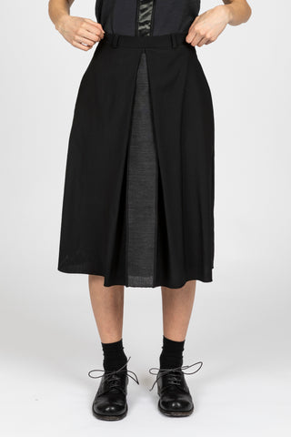 skirt N. Naldi