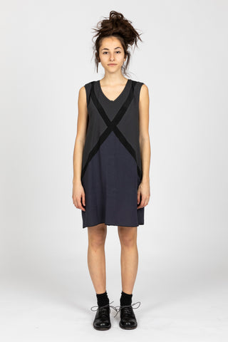 dress A. Nielsen